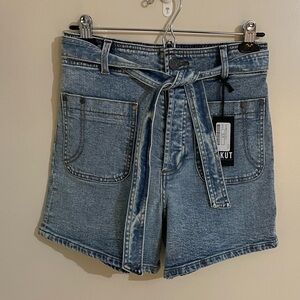 KUT Jane High Rise long Short with Belt, Med Bade Wash, size XS, NWT